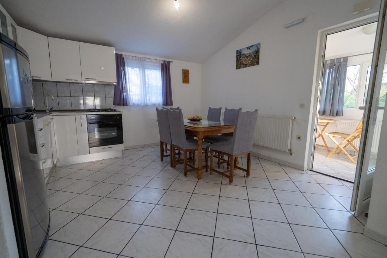 Apartman Marija Imotski Exteriör bild